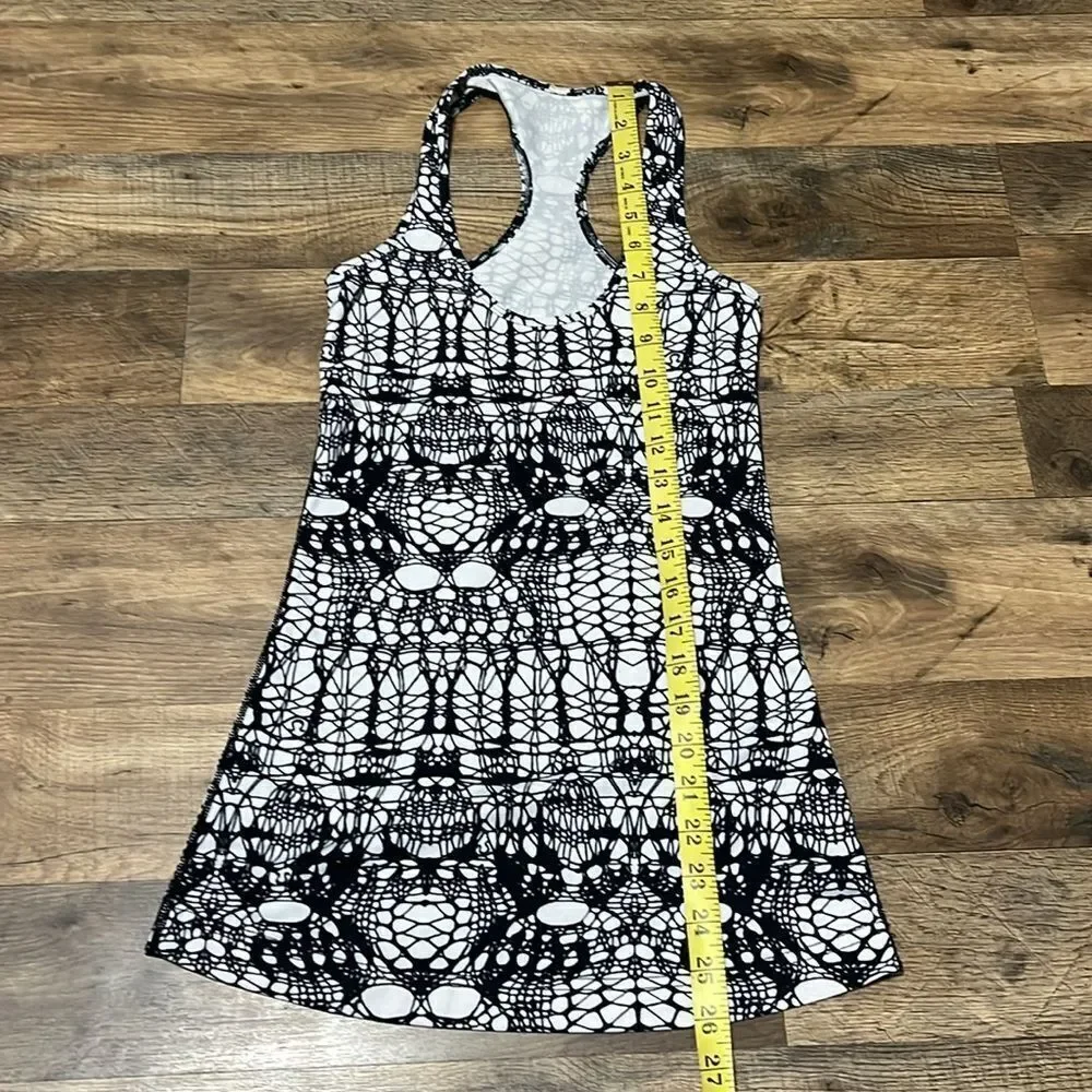 Lululemon Cool Racerback size 2